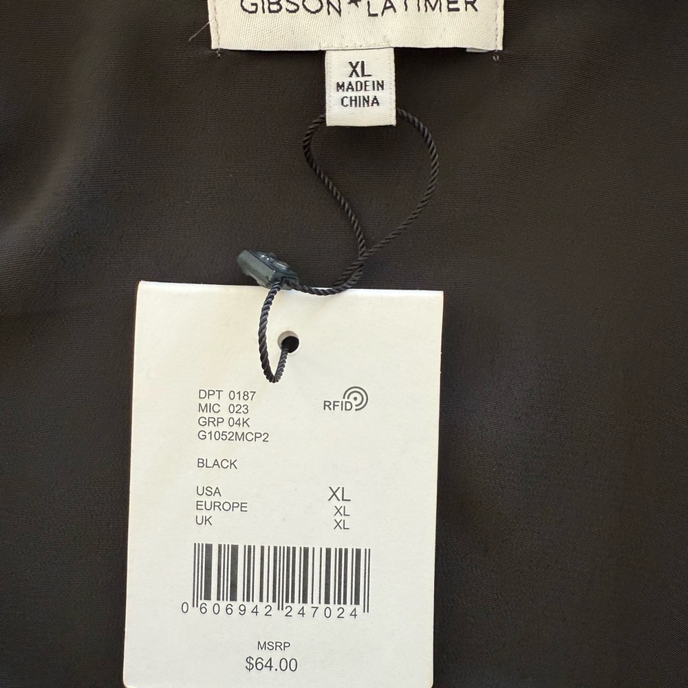 Gibson Latimer Black Ruffle Top - Picture 4 of 4